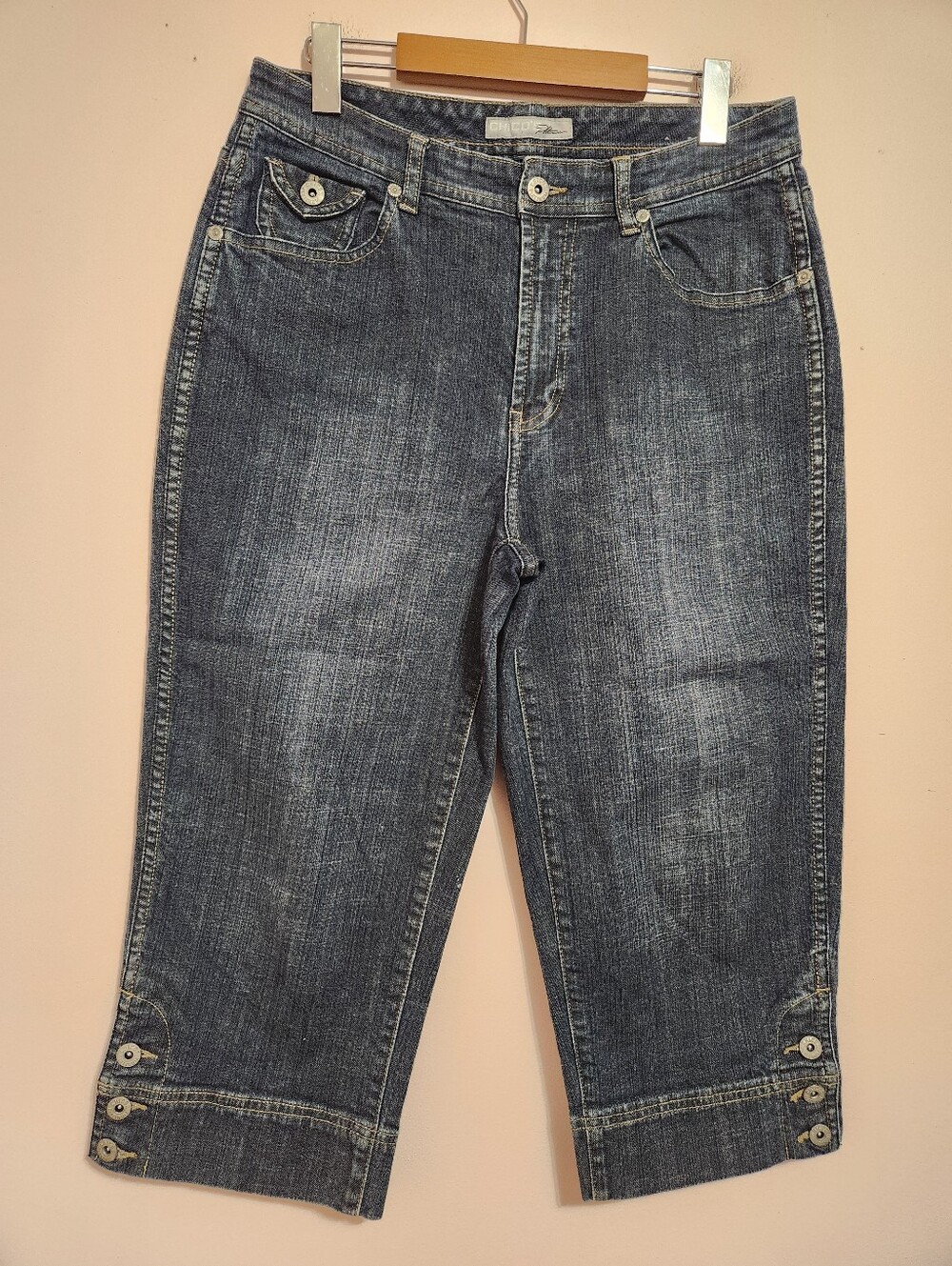 Chico's Platinum Y2K Denim Crop Capri Jeans Button Cuff Flap Pockets Size 1/8